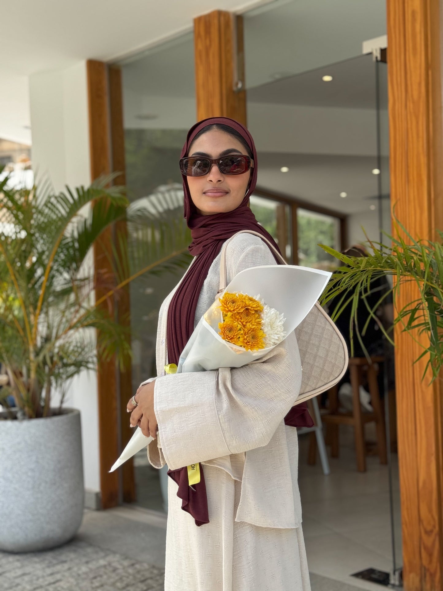 Weekend Linen Set In Beige