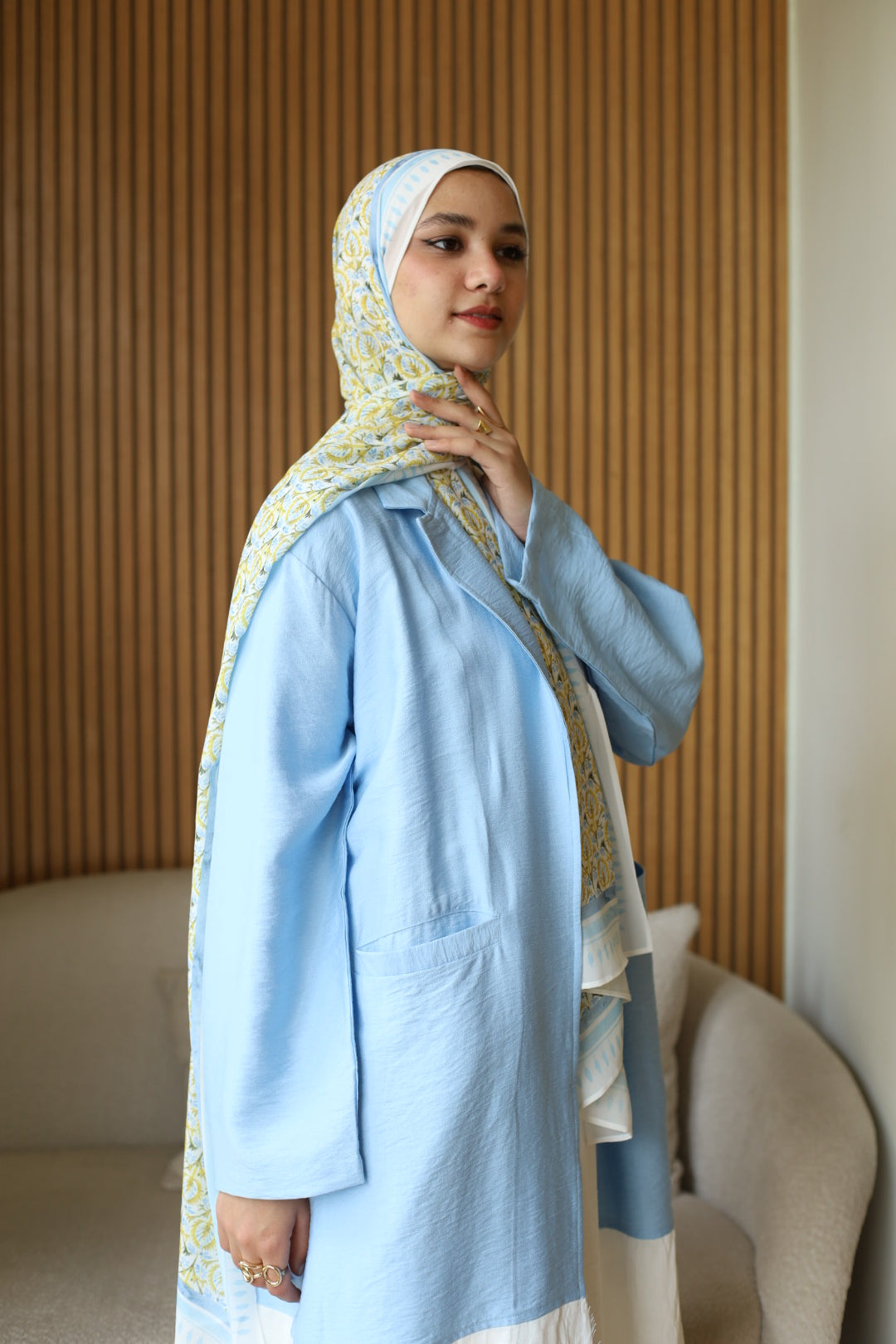 Raya cardigan in baby blue
