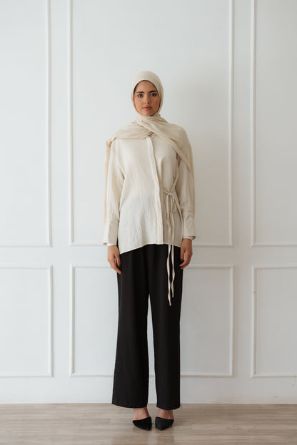 Crinkle Wrap top in Off White