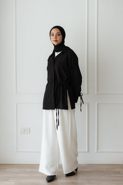 Crinkle Wrap top in Black