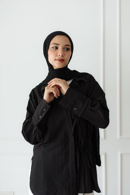 Crinkle Wrap top in Black