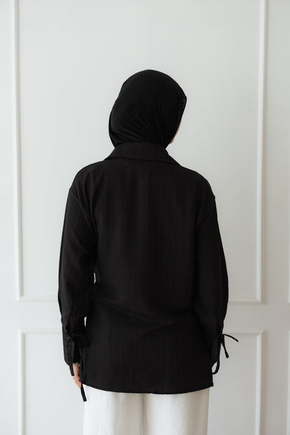 Crinkle Wrap top in Black