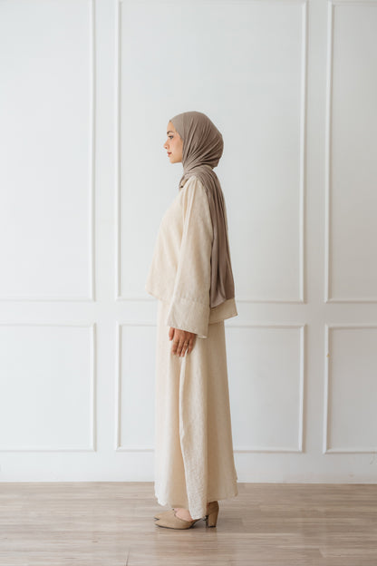 Weekend Linen Set In Beige