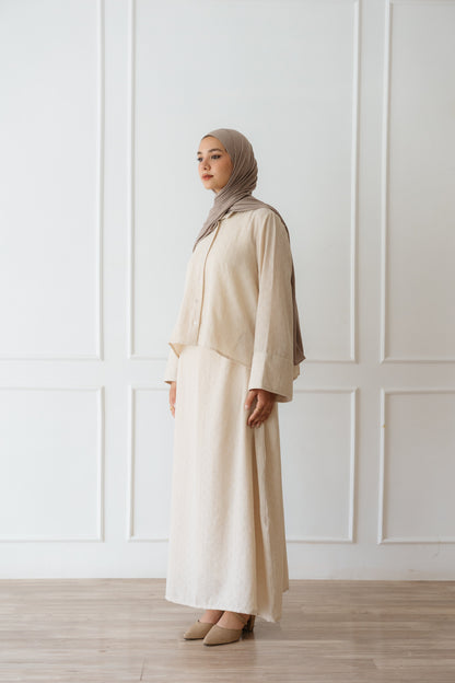 Weekend Linen Set In Beige