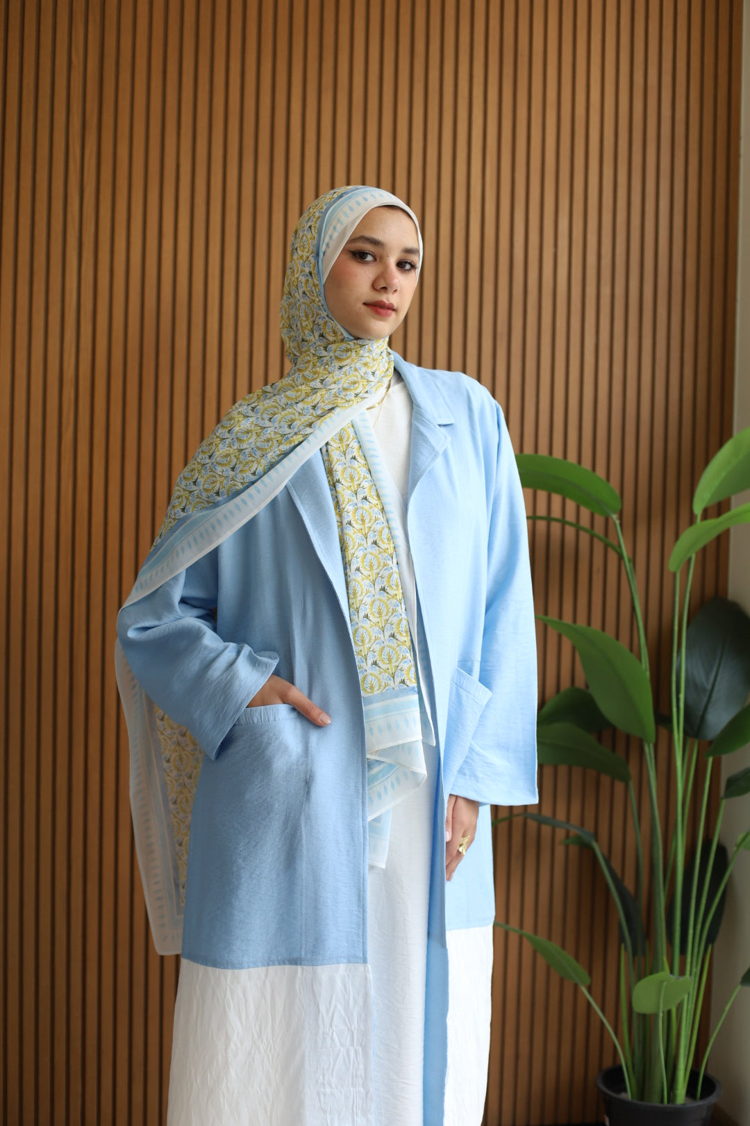 Raya cardigan in baby blue